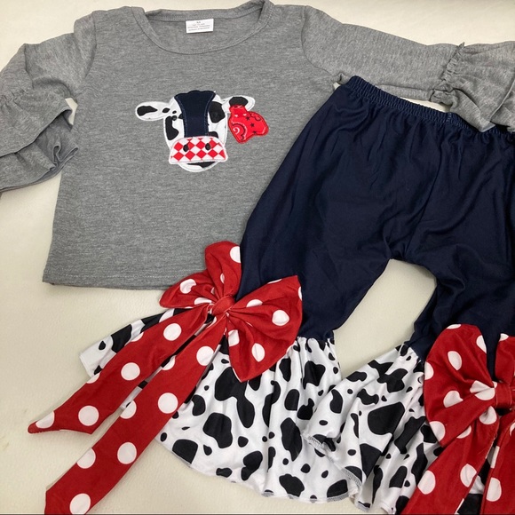 Luxury Embroidered farm girl cow 🐄 🐮cute outfit - Picture 8 of 10